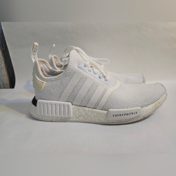 Adidas NMD R1 J Boost Triple White' FW0432 Women's Size 5 1/2 - Picture 1 of 12